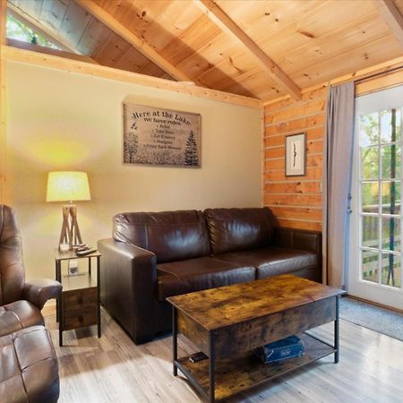 The Eldon Cabin Experience ภายนอก รูปภาพ